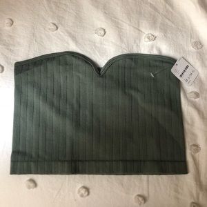 NWT M/L FREE PEOPLE BANDEAU/ CROP TOP